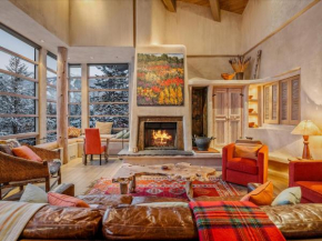 New Listing Unique Luxury 6 bedroom Chalet including 4 bedrooms and beautiful 2 bedroom suite